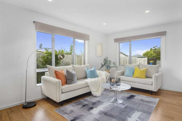 32a Bodi Place Te Atatu South_5