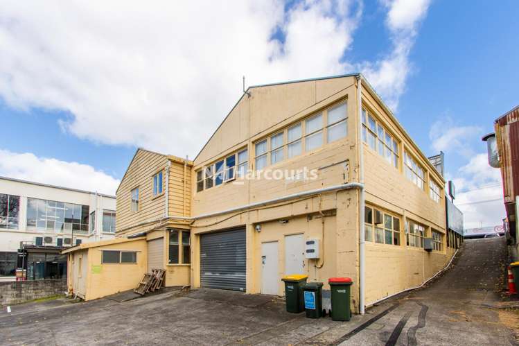 Warehouse/54 Barrys Point Road Takapuna_2