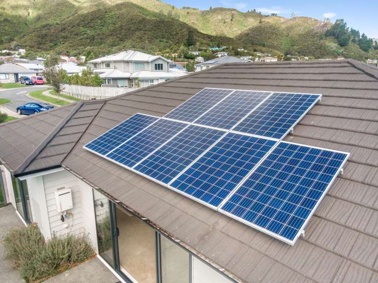 13 Henrietta Maxwell Grove Wainuiomata_22