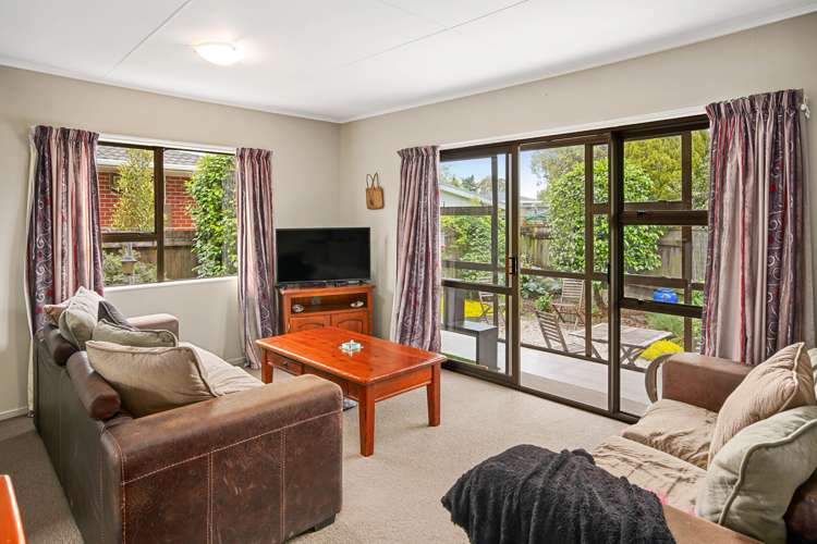 2/30 Leicester Street Stoke_1