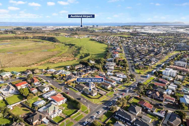 1/1 Prangley Avenue Mangere_12