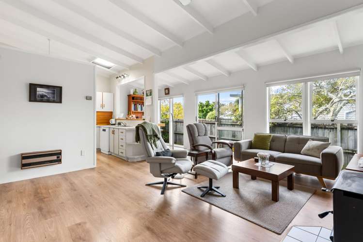 7 First View Avenue Beachlands_1