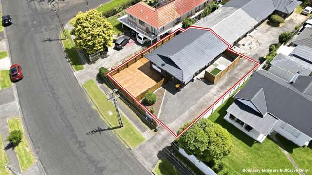 Victoria Road Gem – Renovated & Ready