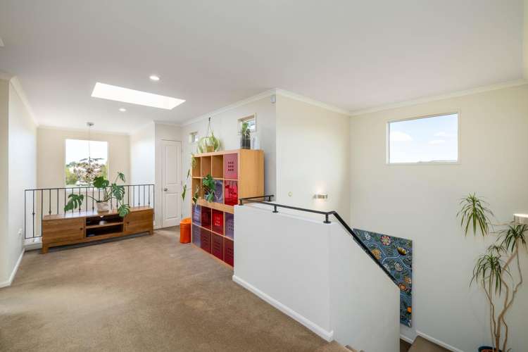 8 Napoleon Close Harewood_19