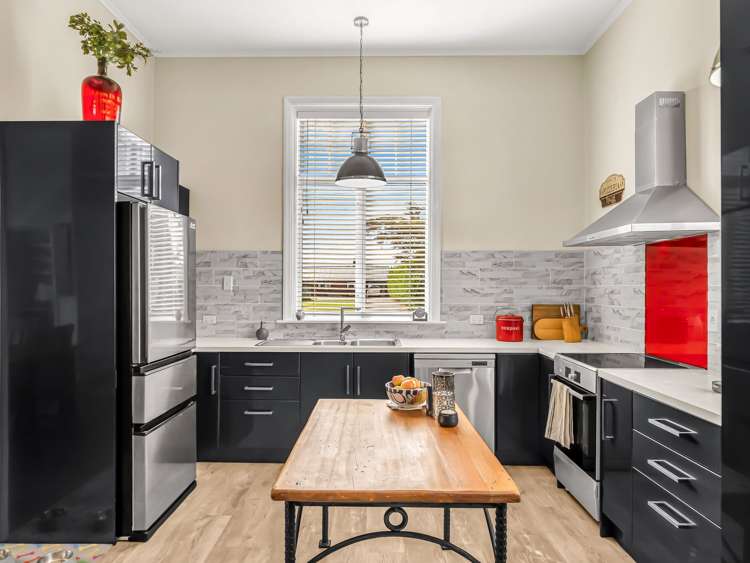 2 High Street Hawarden_11