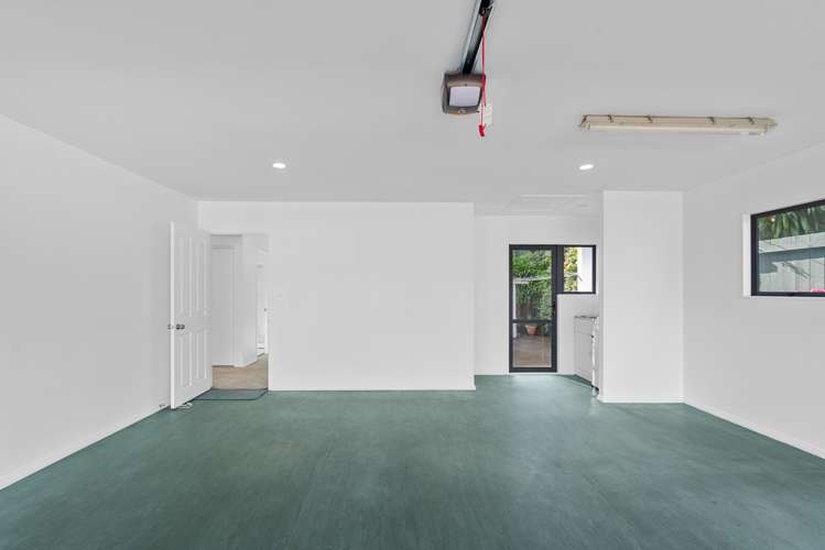 6 Fowlds Avenue Sandringham_25