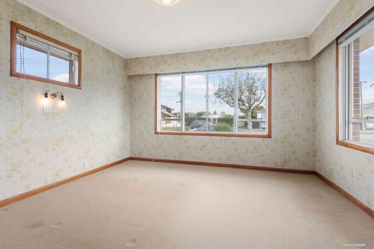49 Yeovil Road Te Atatu Peninsula_11