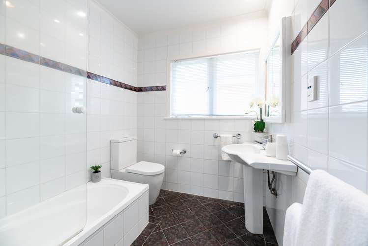 484 Blockhouse Bay Road Blockhouse Bay_18