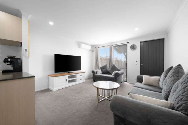 43 Saddleback Crescent Papakura_1