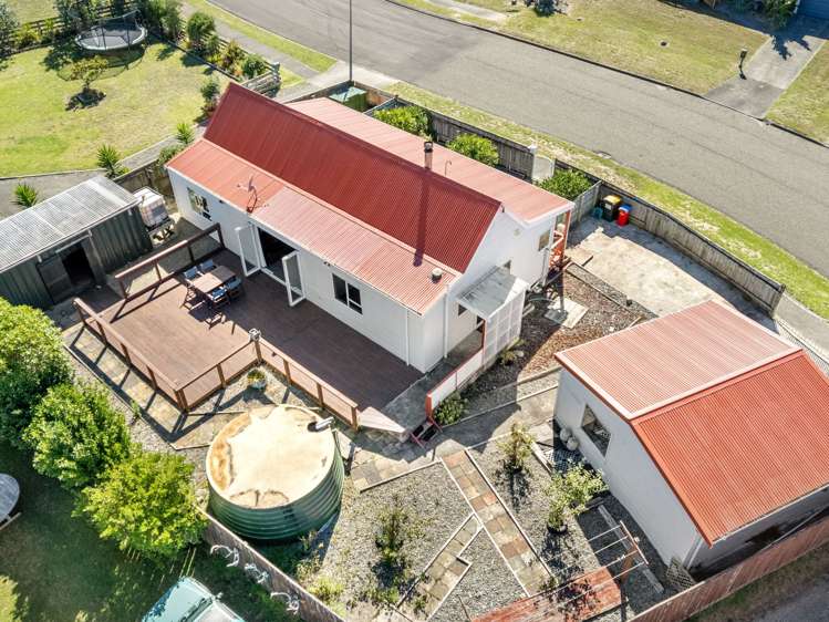 10 Taonui Street Waitarere Beach_31