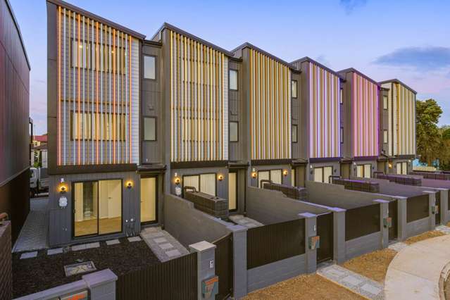 6/14 Tomuri Place Mt Wellington_1