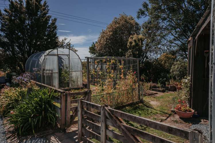 541 Old Port Road Warepa_16