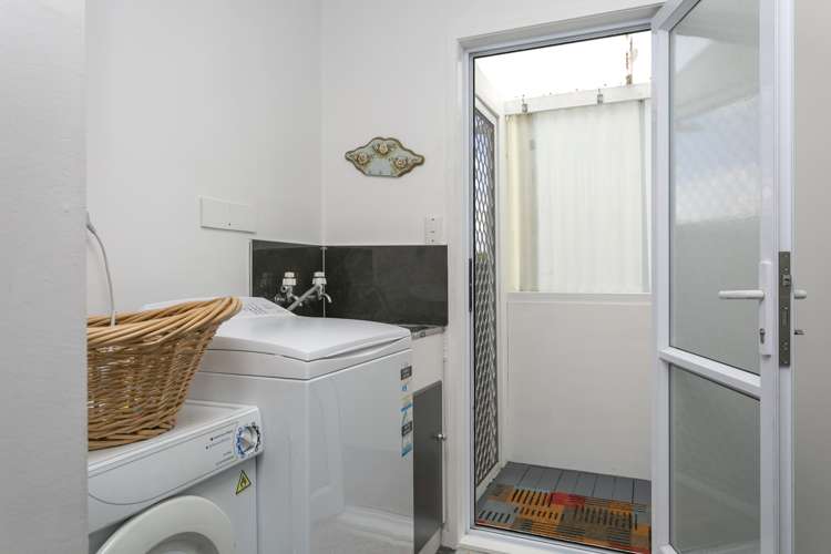 3/139 Spa Road Taupo_10