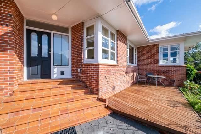 8 Ava Avenue Titirangi_1