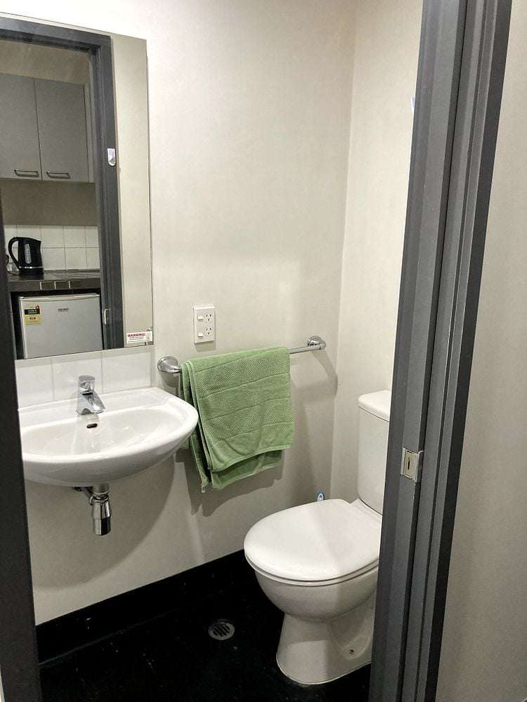 112/133 Beach Road Auckland Central_13