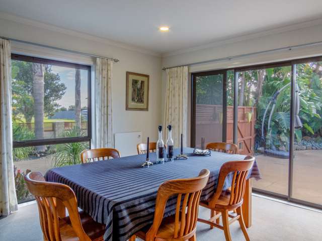 2 Ohuirehe Road Coastlands_4