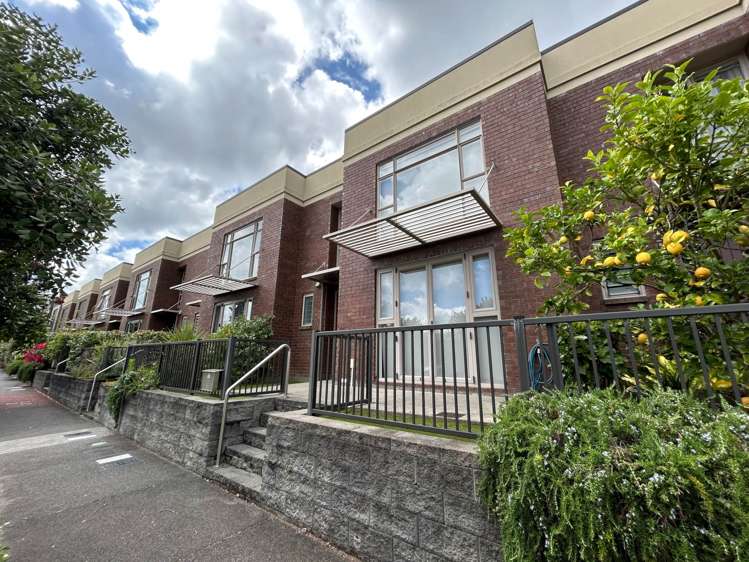 186 Stonefields Avenue_0