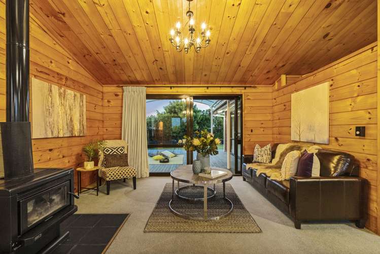 31 Sunningdale Street Wattle Downs_7