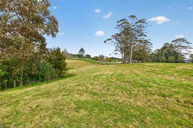 4 Daphne Harden Lane Paremoremo_1