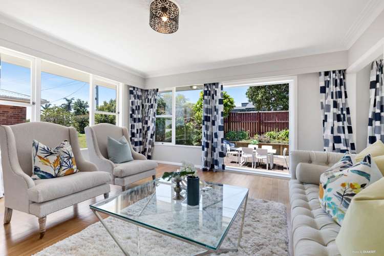 1/196 East Coast Road Forrest Hill_3