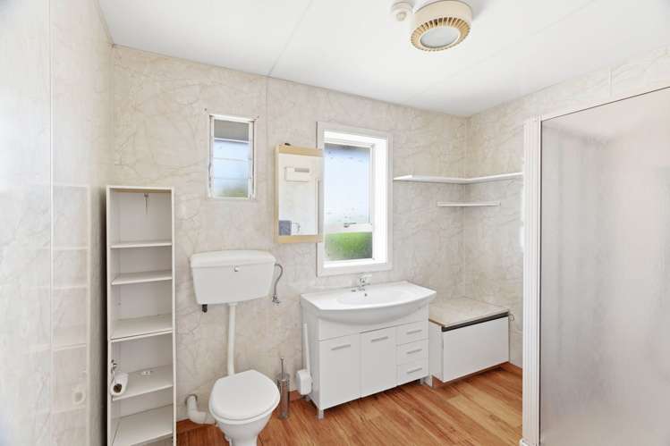 8 Nyoli Street Northcote_10