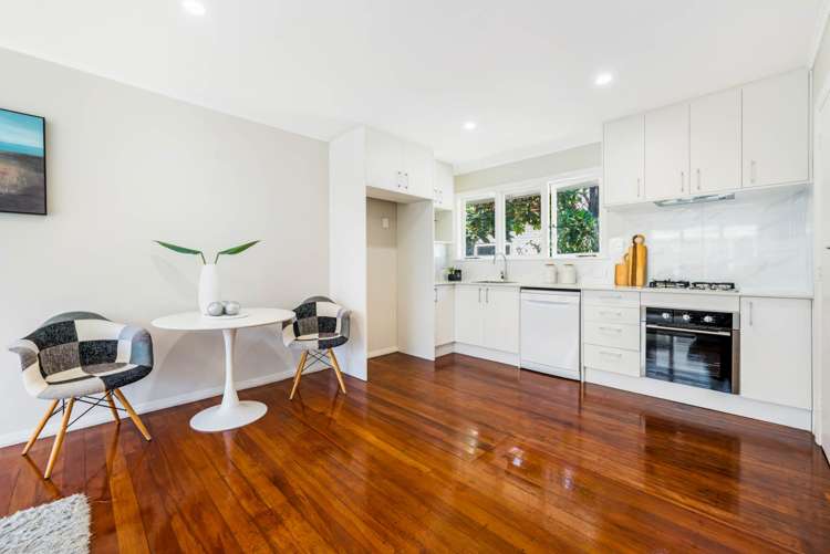 2/2 Bowling Avenue Epsom_2