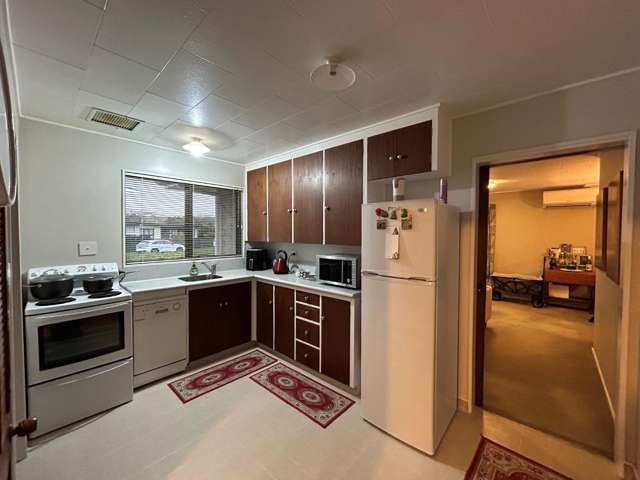 1/5 Somerset Place Taradale_2