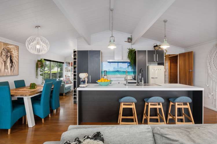 37 The Crescent Waihi Beach_5