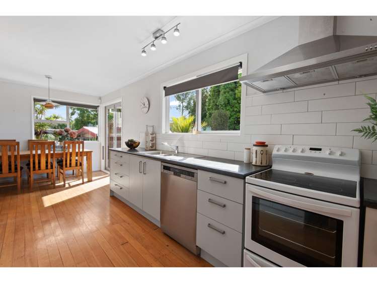 49 West View Crescent Onerahi_10