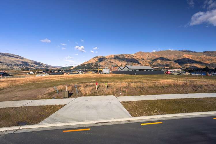 13 Simpson Crescent Wanaka_7