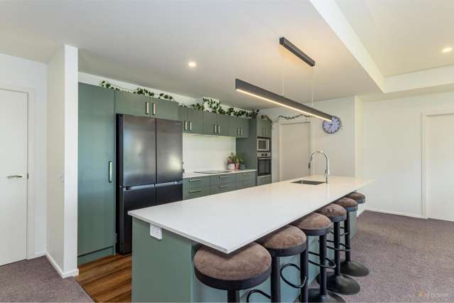 123 Oak Street Orari_2