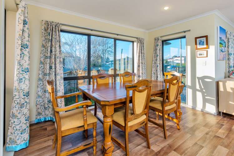 1 Valley Road Waiuku_8