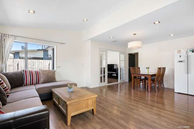 61 Mandival Avenue Flat Bush_3