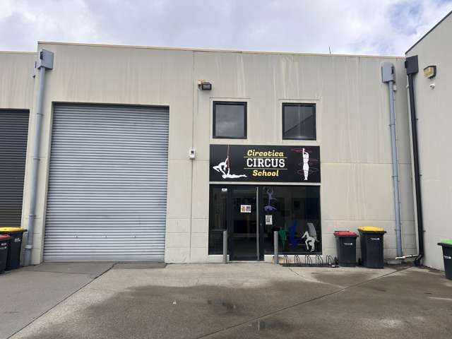 Tidy High Stud Warehouse Unit