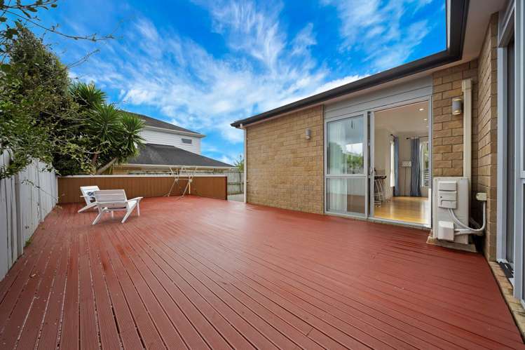 30 Castlederg Drive Flat Bush_11