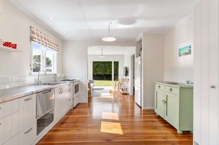 205a Ocean Road Whangamata_7