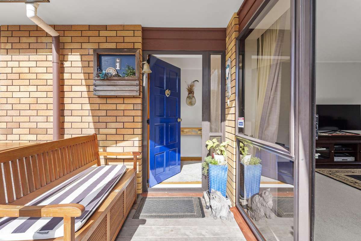 1 Ascot Way_4