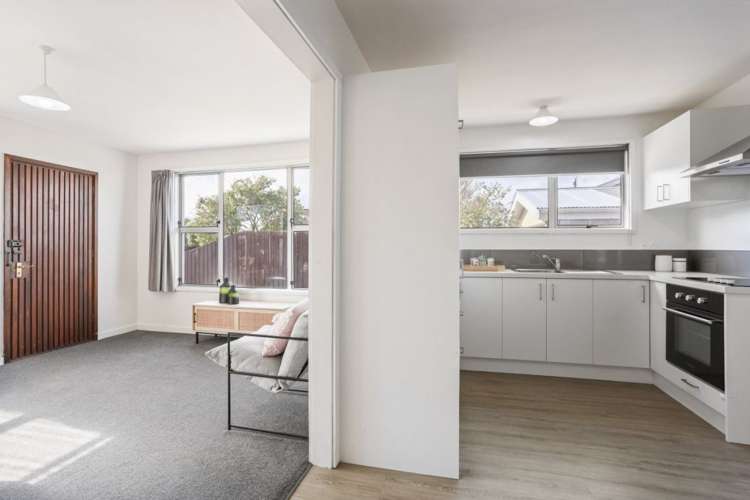1/6 Quinton Place Bishopdale_8