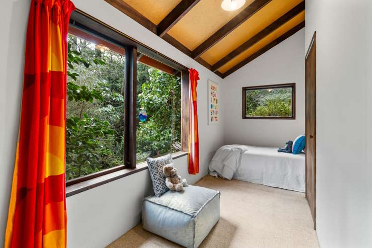 23 & 23A Porterfield Street Macandrew Bay_15
