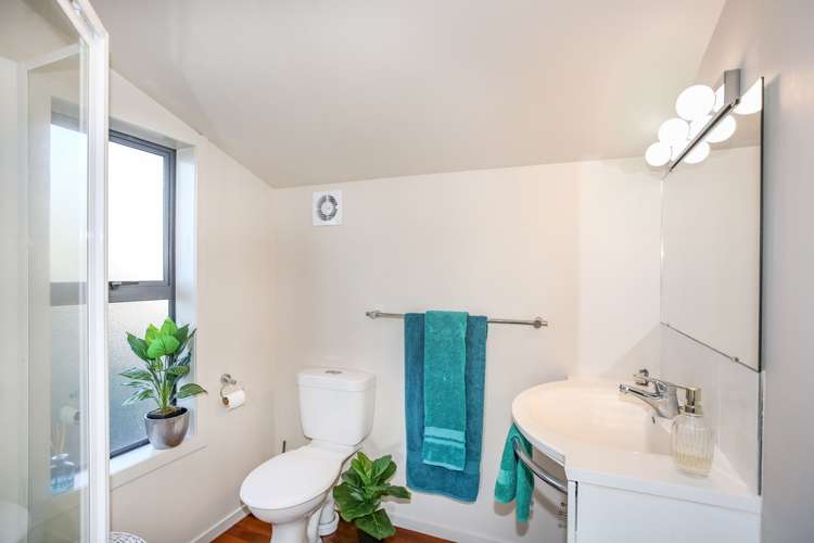 2 Cranleigh Way Bombay_12