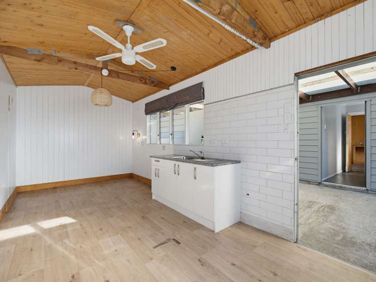 223 Parkhurst Road Parakai_30