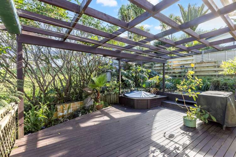 2/121 Monarch Avenue Hillcrest_11