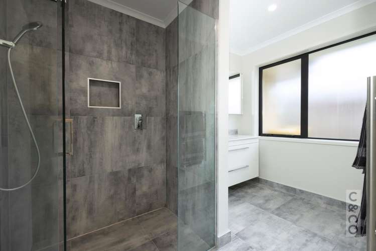 28 Leebank Crescent Riverhead_26