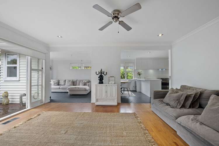 1/10 Selwyn Crescent Forrest Hill_7