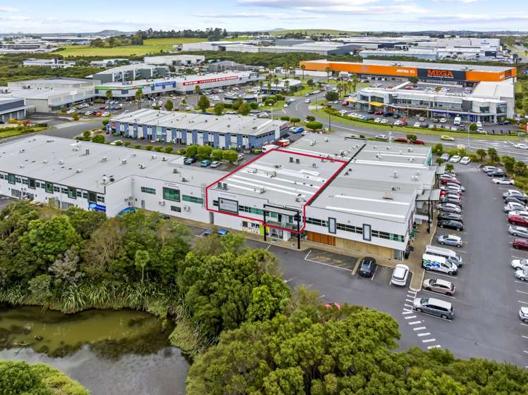 23/2 Bishop Dunn Place Botany Downs_0