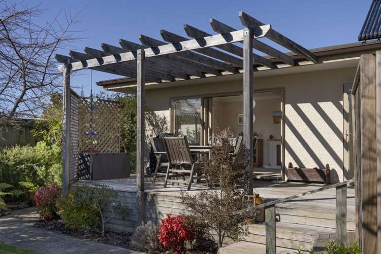 18 Reeves Street Stoke_15