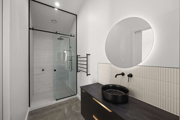 29 Warwick Crescent Taradale_13