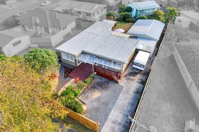 332 Glengarry Road Glen Eden_3