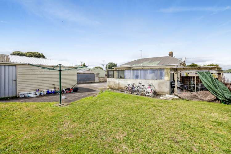 49 Collins Street Hawera_23