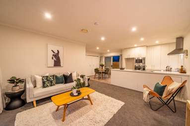 92 Sunstone Crescent_4
